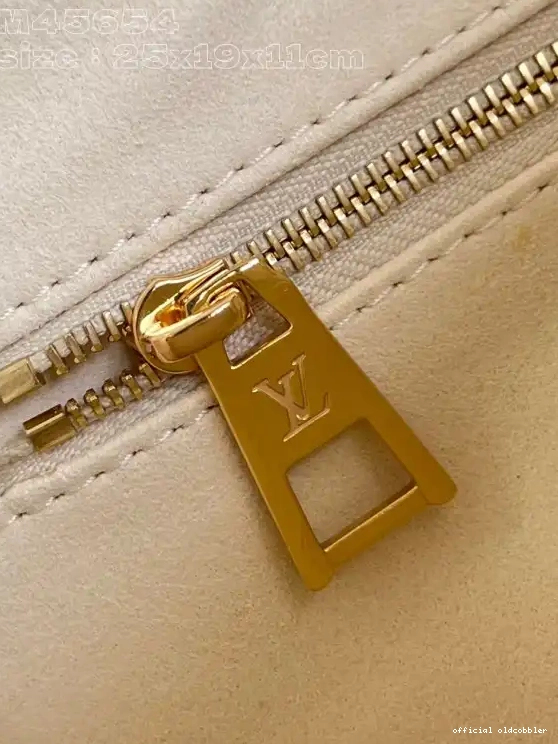 Official oldcobbler VUITTON ONTHEGO PM LOUIS 0514